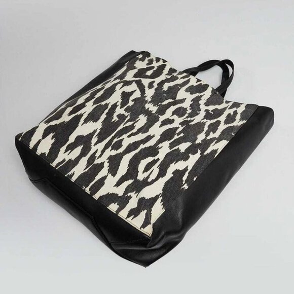 Celine Black/White Leopard Jute Bi-Color Vertical Cabas Bag - Picture 3 of 12